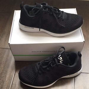 APL techloom pro shoes